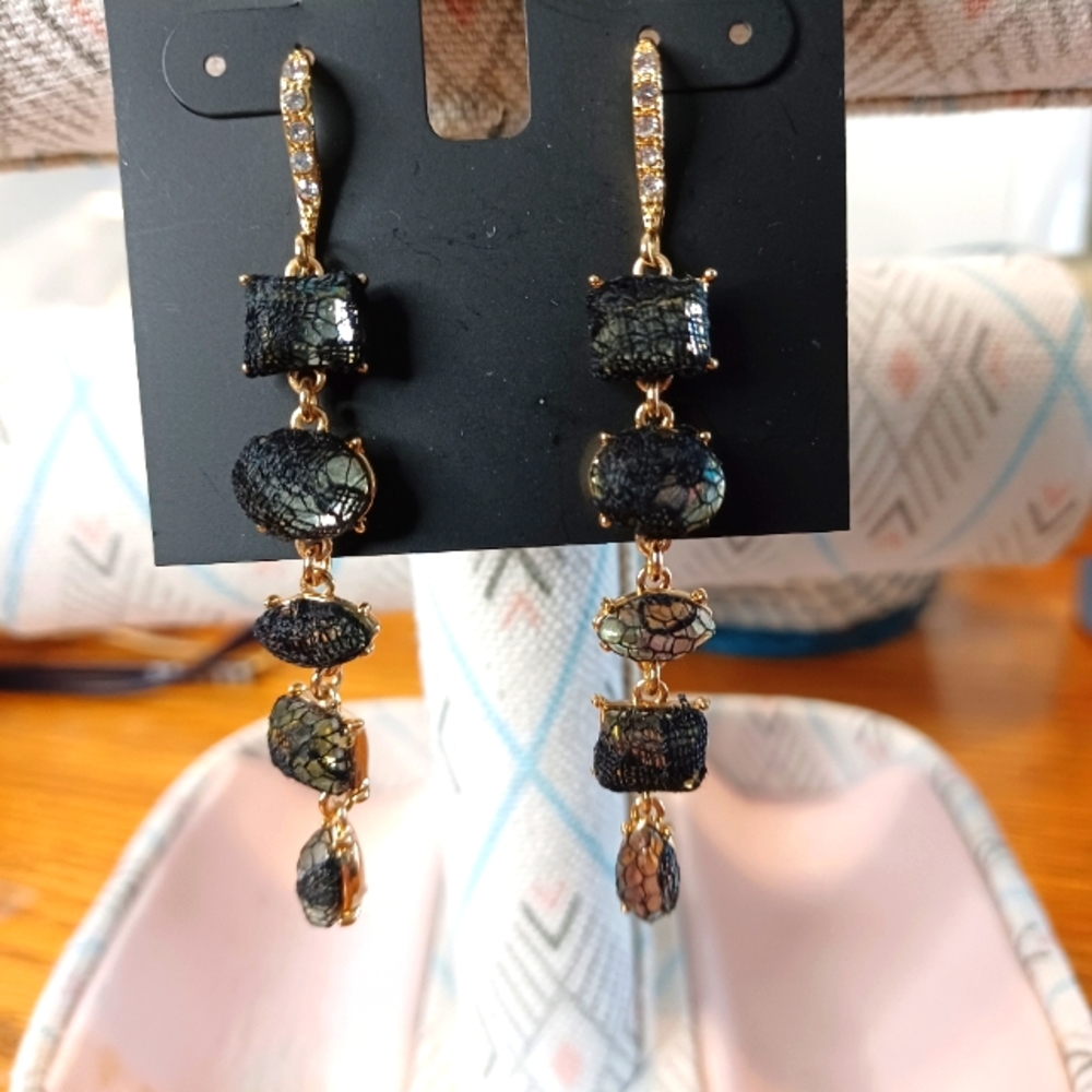 Rhinestone Earrings withBlack Lace